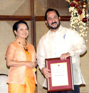 gma-junjpg President Aquino and Jun Enverga